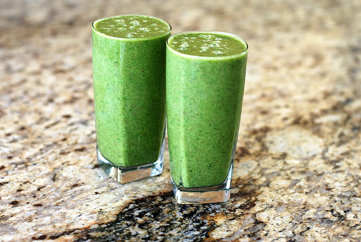 2. Succulent and Satisfying Kale-Infused Smoothies to Lose Weight